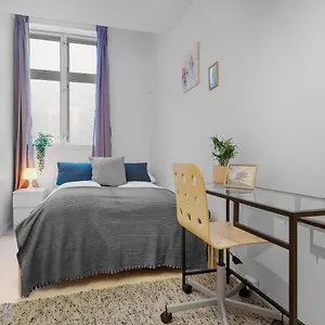  Hostel Fabryka Norwegen